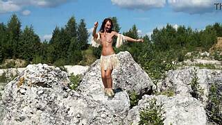 i'm dancin' topless in this white stone quarry feelin' so free an' wild!!