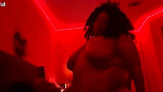 Does this sexy bbw bodybuilder dominate her lesbian lover from on top?