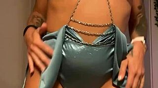 Does tattooed brunette's huge dildo make her squirt everywhere?