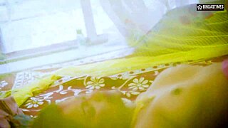 Devar Pounds Desi Bihari Bhabhi's Hot Navel and Curvy Body