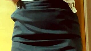 secretaria cachonda grabs video of jefe pounding her tight latina pussy