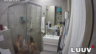 luuv couple kareflore and abbadon get steamy in the shower for their reality show 💦🛁😍