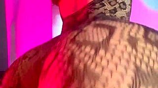 picture this ebony bodybuilder babe screaming on your monster cock till creamy explosion