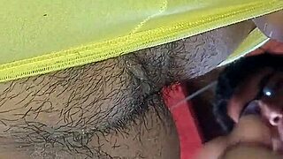 la chica de los elotes gime mientras le meto verga en su gran culo y coño chorreante