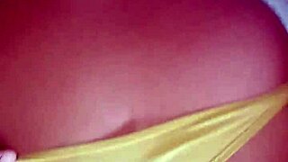 la chica de los elotes gime mientras le meto verga en su gran culo y coño chorreante
