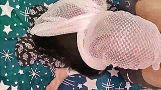 ever wonder how this pakistani bride squirts on her old friend's monster cock?
