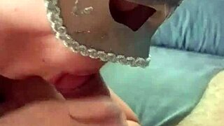 Couple enjoys handjob and blowjob together