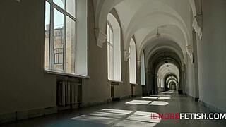 Teacher demonstrates immersive lessons. Class uses real anatomy in school.