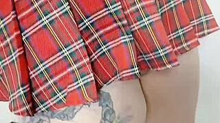 lucky gurl livie blainn uk schoolgirl deepthroats bbc then rides in office