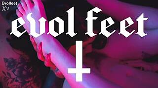 lesbian foot lovers licking toes sucking feet strapon fucking big tits wet pussies 😍👅👣