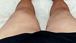 a safada novinha got me hard with her wet pussy and made me cum quick