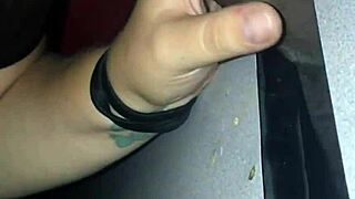 Whoa, homemade gloryhole with thickdickbandit has this bbw deepthroating bbc until sloppy cum swallow 😩💦