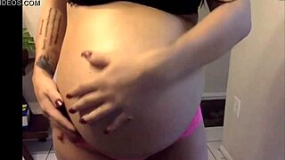 omg pregnant cutie flaunts that sexy round belly 😍🤰
