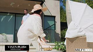 paris lincoln's perfect ass stuffed deep in milfy anal frenzy