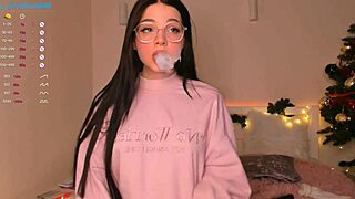 Petite Liza flaunts big tits in webcam chat