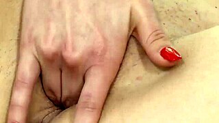 Damn Luisa's squirting drenching everywhere