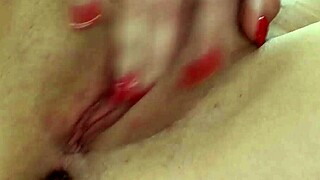 Damn Luisa's squirting drenching everywhere