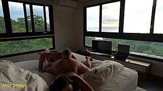 Pussy Eating Brings Explosive Orgasm Waves Dripping Wet for Screaming Women!