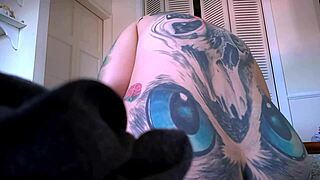 damn caught staring at that giantess curly croatian's huge dirty buttcrack