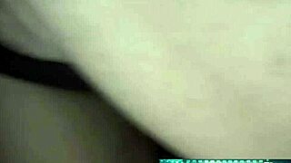 mama eu fui flagrada no mato fodendo com o novinho pauzudo que delicia