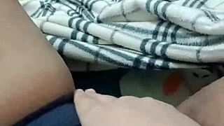 estou sozinha carente louca pra meterem em mim gostoso