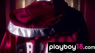 Lindsay wagner receives intense sensual massage