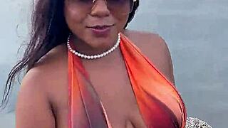 Stepmom milf begs for beach fucks in Cartagena?