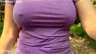 my wifey she got perfect tits uh for flashin everywhere!!