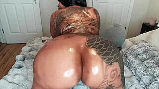 worship this oiled black ass twerking with my lovense vibe feels too good