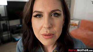 i need to finger mommy's pussy to ease her pain
