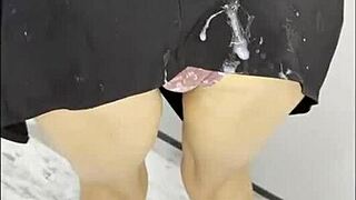 Hey cougar, bet on this footjob cumshot compilation?