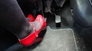 WATCH REDHEAD HEELS SLUT PEDAL PUMP NYLONS IN CAR ON HIDDEN CAM TO OFFICE!
