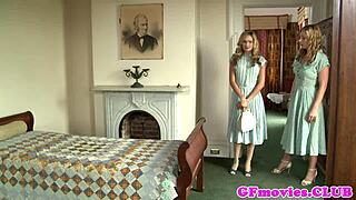 Vintage stockinged dyke spreads for girlfriend's sensual lesbian fingering climax