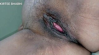 i can't resist my sexy stepsister's rich oral on my penis the pervert loves it so much