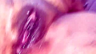 Madrastra pinned chicken-style, balls-deep first time pounding