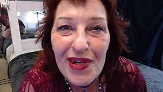 dawnskye1962 update 161-269 smears lipstick on cig november 12