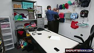 delilah day caught shoplifting rides justin magnum doggy 🔥🍑