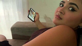 ¿no puedo evitar masturbarme viendo a mi hermanastra?