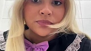PUBLIC TOILET FARTS AT COSPLAY CON - GASSY BBW COSPLAYER IN COSTUME