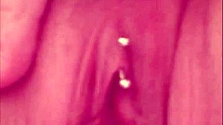 up close on that pierced shaved pussy letting it all out peeing 😏💧