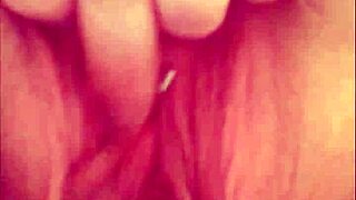 up close on that pierced shaved pussy letting it all out peeing 😏💧