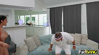 Horny Family Man POUNDS SARAH'S Huge Arab Tits