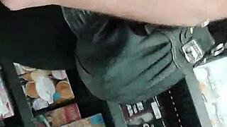 check this tight ass bouncing in raw action