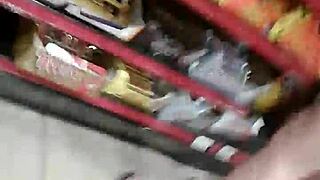 check this tight ass bouncing in raw action
