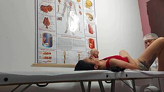 ginecologista fingers ass then bareback fucks juicy patient hard