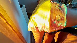 Stepbrother's deep blowjob fills my tight pussy right up??