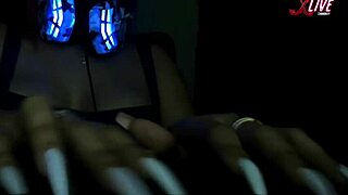 Alice's ASMR keyboard play relaxes with delicate hand sounds