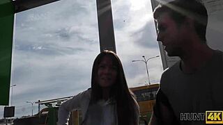 Tricky Guy Fucks Hot Chick for Cash Needing Accommodation