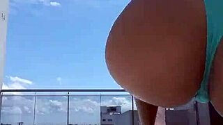 ohh kenderly ramirez... that hot venezolana erotica got me so messd up