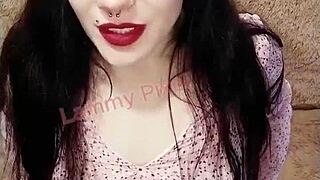 lammy pixel the horny brunette just needs that cum so bad